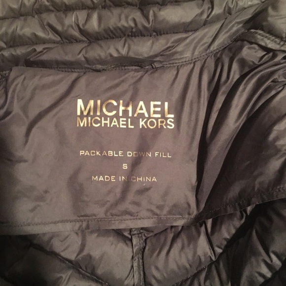MICHAEL KORS black bubble jacket - Picture 2 of 7